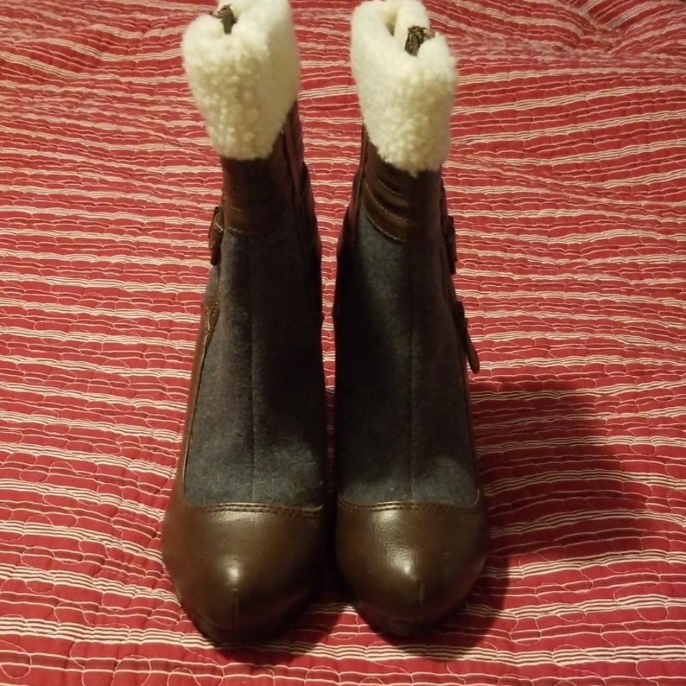ELLE Ankel boot - Picture 3 of 3